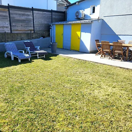 Le Brijou, Adorable Maison De