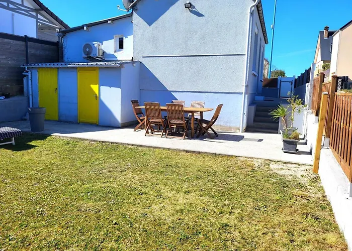 Le Brijou, Adorable Maison De